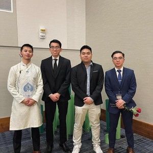 Meet your Posher, Todd